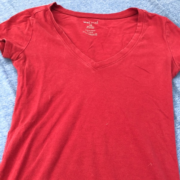 Basic Red V Neck Wet Seal - Picture 3 of 3